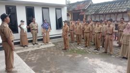 APEL PAGI PAMONG KALURAHAN DAN STAF